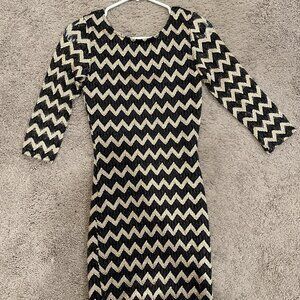 Chevron Gold & Black Long Sleeve Bodycon Dress